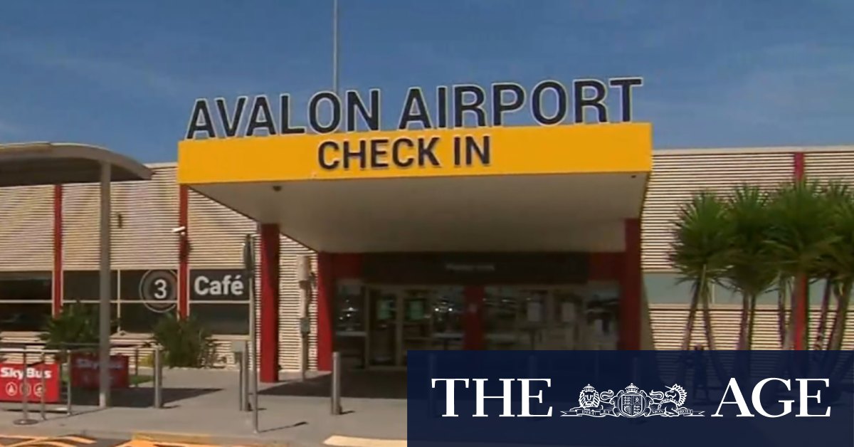 Melbourne airport and government feud escalates
