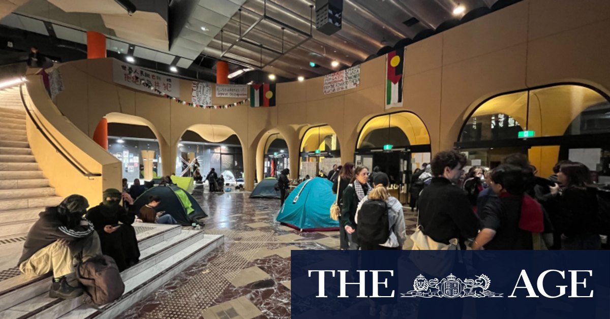 Police given green light to evict Melbourne Uni protesters