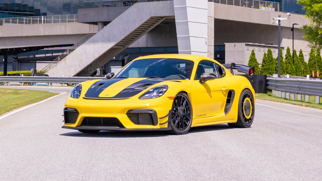 Porsche offers 'Ring-proven Manthey kit for 718 Cayman GT4 RS