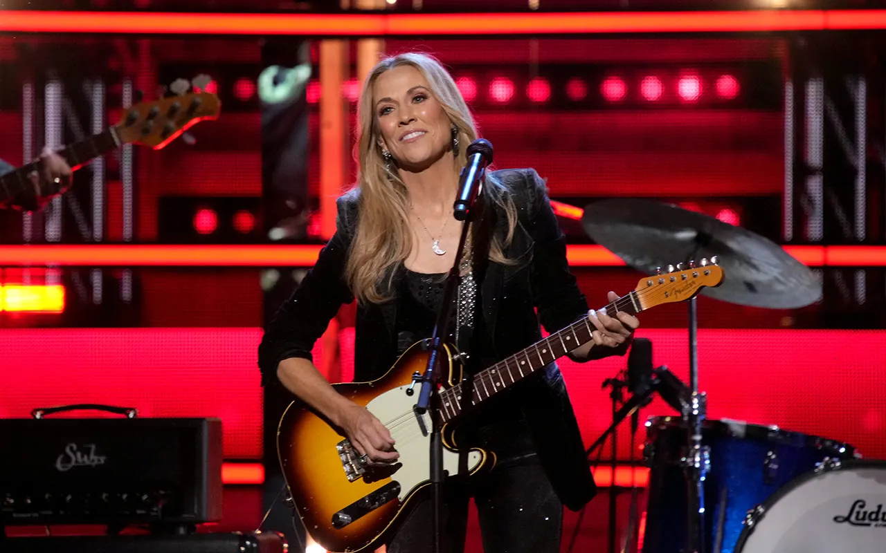 Sheryl Crow demands lawmakers 'act now' on AI, after her fears inspired new album