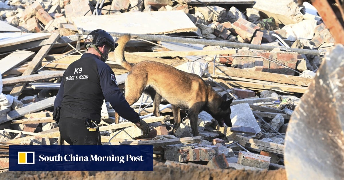 South Africa building collapse: rescuers make contact with 11 people under the rubble, dozens still missing