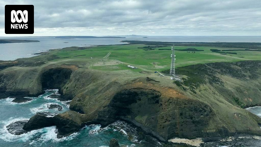 The cleanest air in the world is at Tasmania's Kennaook/Cape Grim. It's helping solve a climate puzzle