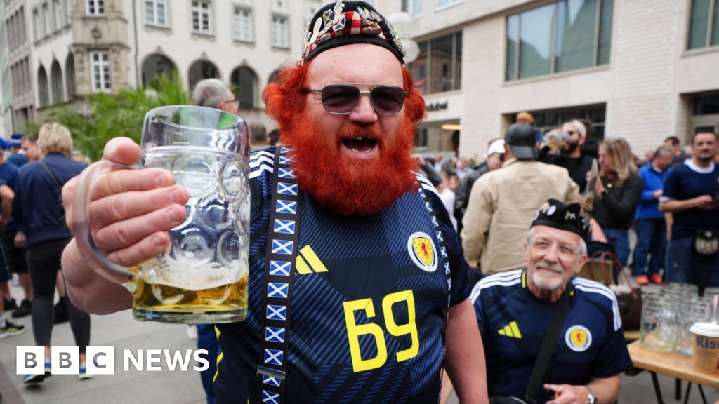 Scotland fans in Munich await 26-year shot at glory