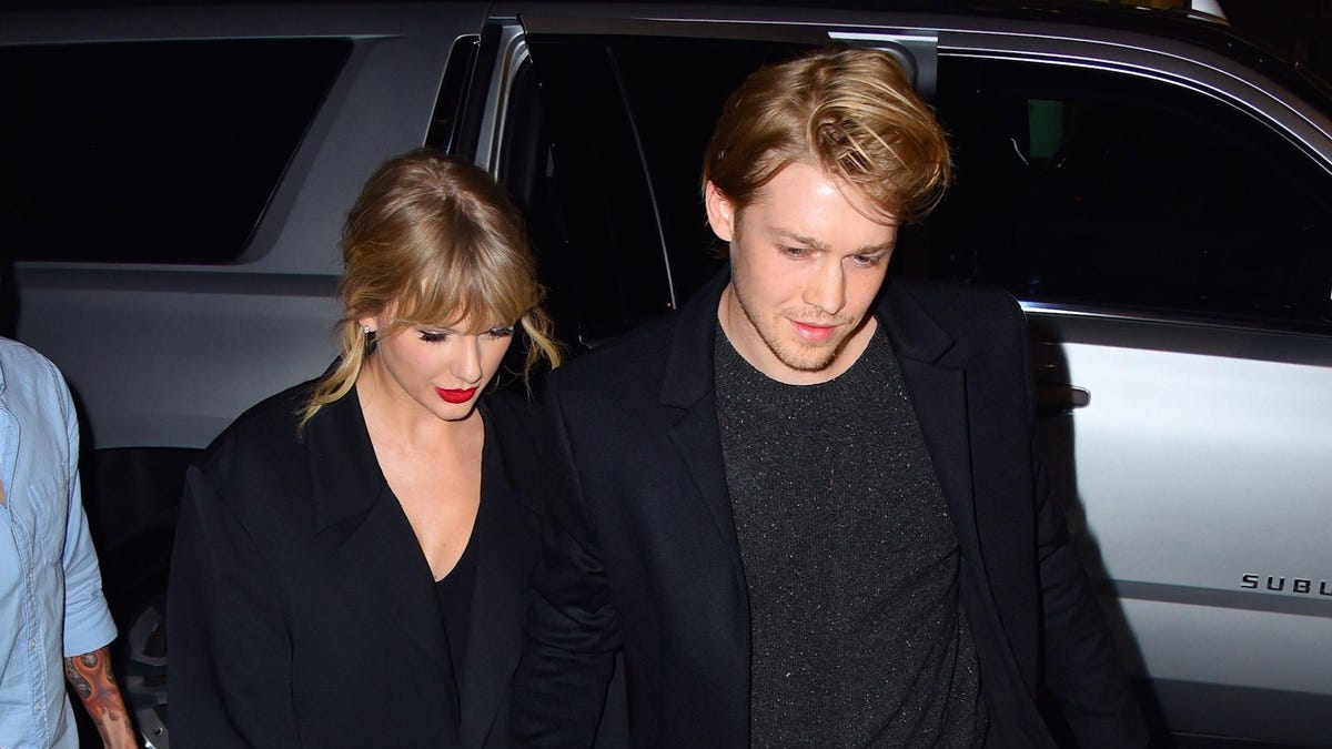Joe Alwyn opens up about the existential bizarreness of being Taylor Swift's ex