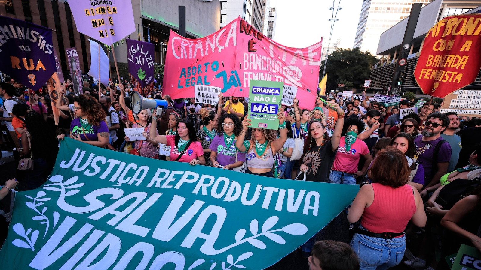Outraged Brazilian women stage protests against bill to equate late abortions with homicide