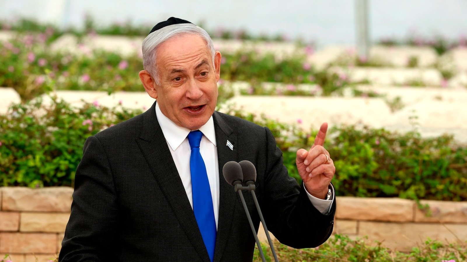 Netanyahu responds after WH again denies it's withholding weapons in war with Hamas