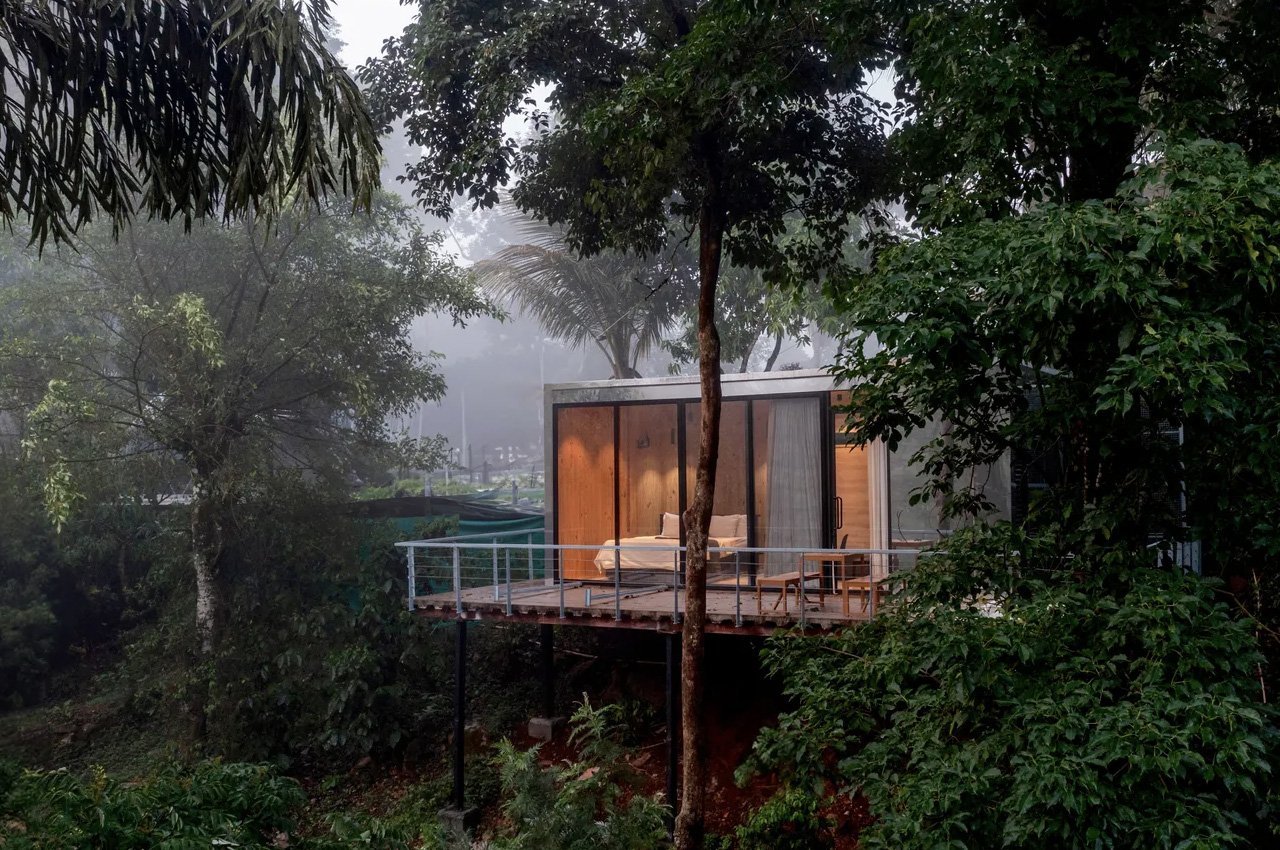 Luxury Meets Sustainability In This Mirrored Holiday Home In The Forests Of India