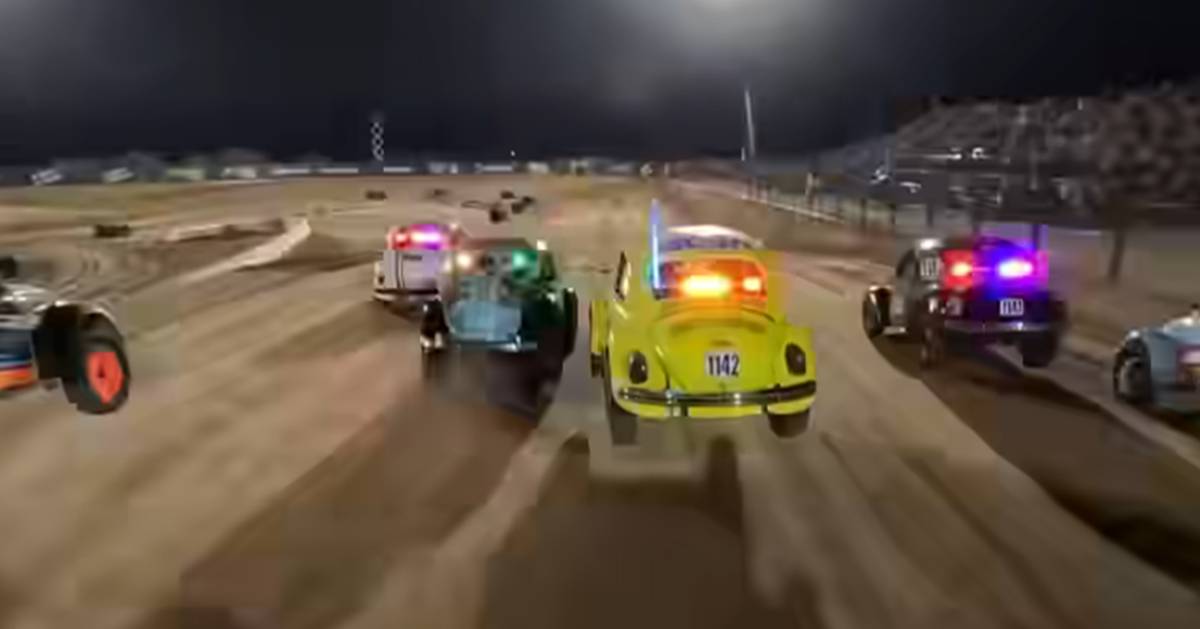 Impressive FPV Drone Footage of Nitrocross Dirt Races [Video]