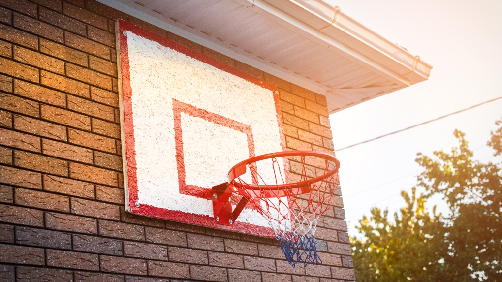 Basketball ban at townhouse complex upheld by B.C. tribunal