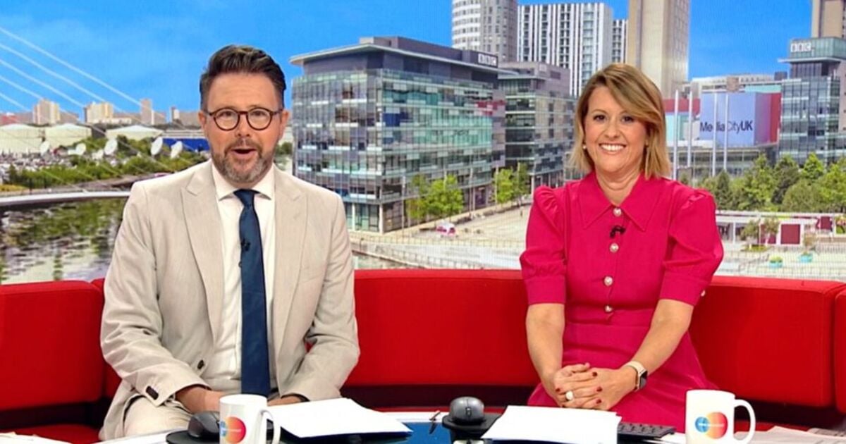 BBC Breakfast's Carol Kirkwood leaves fans saying same thing during glam weather segment