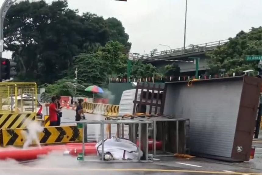 Carbon dioxide released after lorry overturns in Jurong East; no one injured