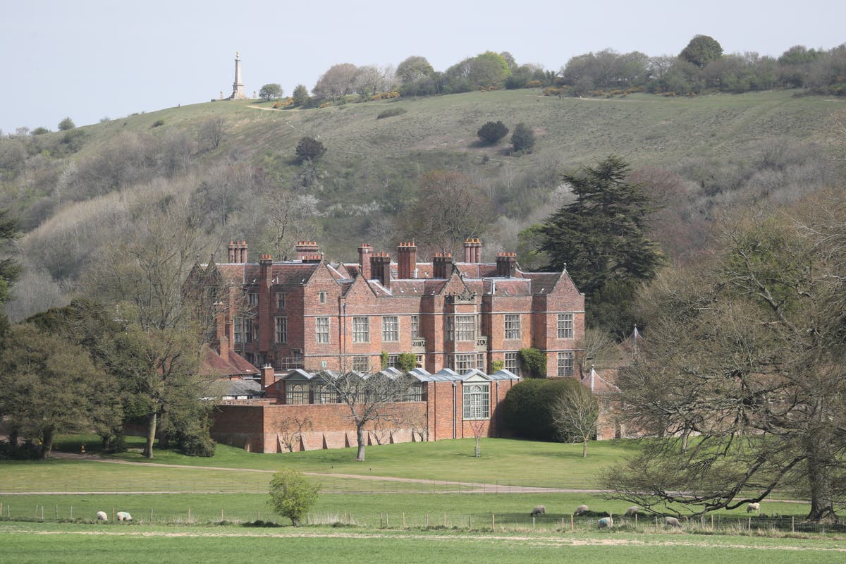 Chequers: Man arrested after car crashes into gates of Prime Minister's country estate