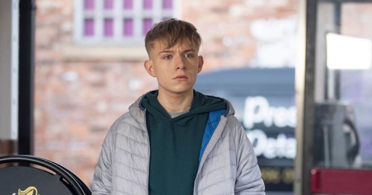 Coronation Street's Joel Deering's sinister link to Max 'exposed' in brutal twist