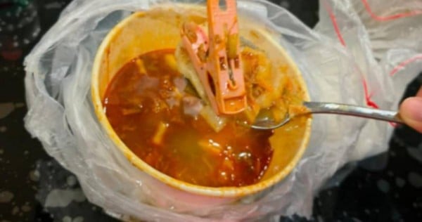 'Disgusted and annoyed': Man finds clothes peg in fish soup from Jurong Point's food court, vows to boycott stall
