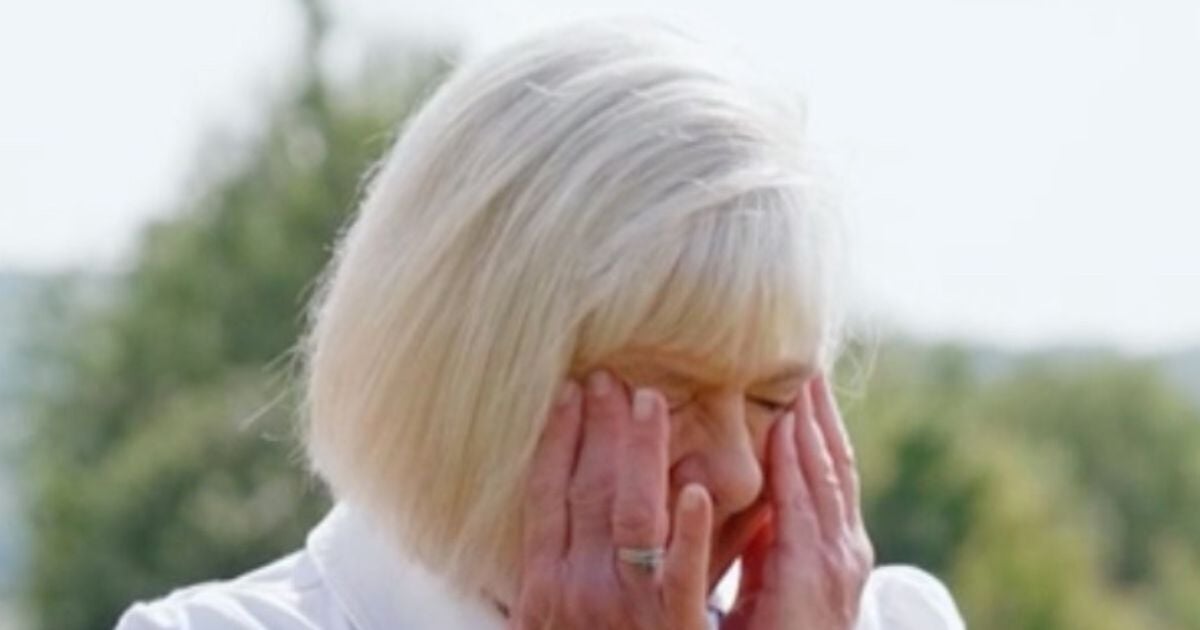 Escape to the Country buyer breaks down in tears and sobs 'it's gone horribly wrong'