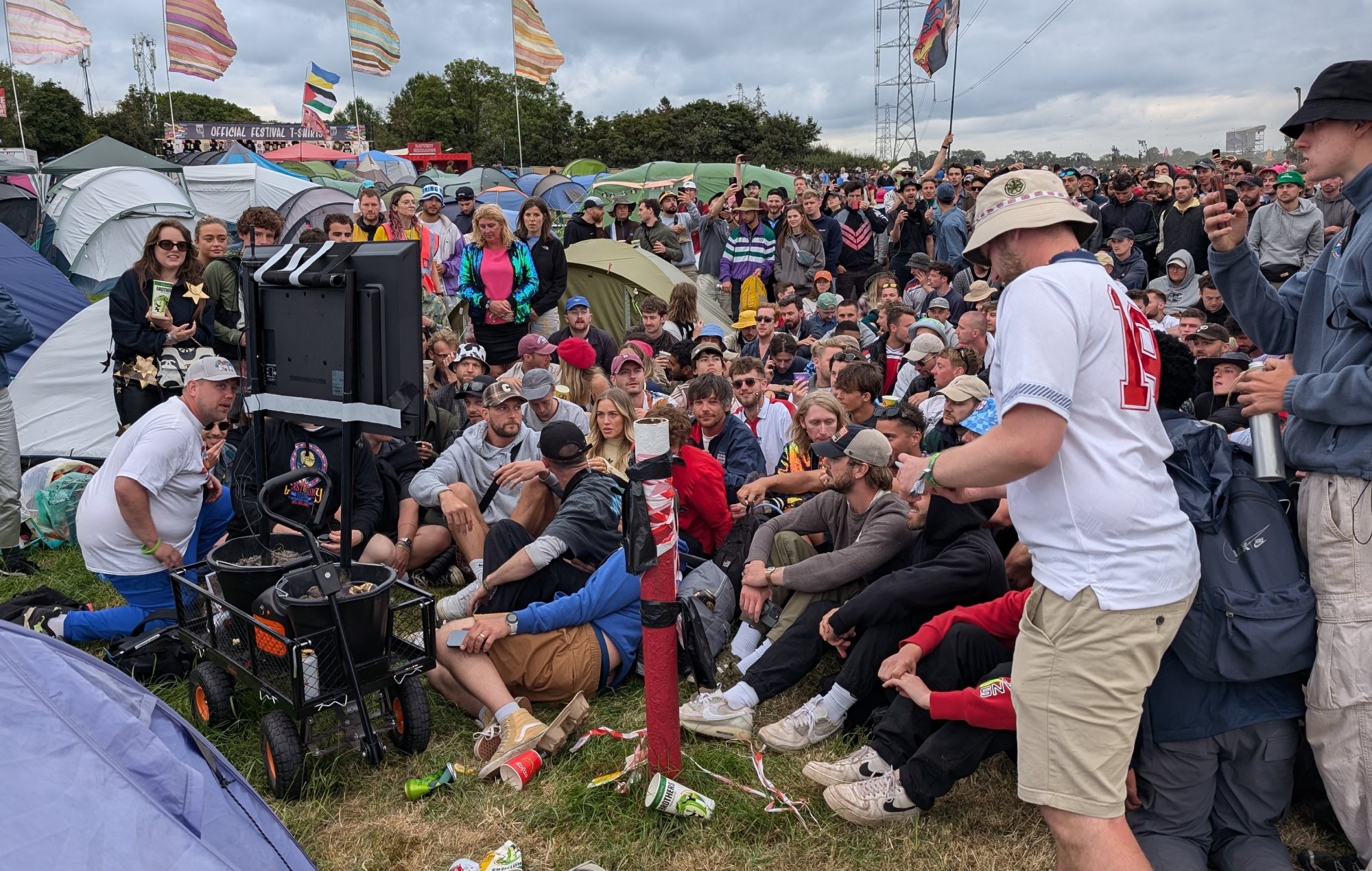 Glastonbury 2024: Louis Tomlinson brings huge screen to the festival just to watch the Euros