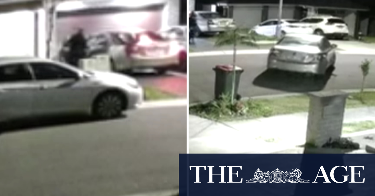 Man on the run after alleged car theft in Sydney