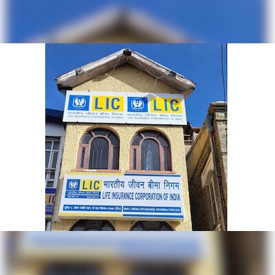 Mcap of 5 of top-10 valued firms jumps Rs 85,582 cr; LIC biggest gainer