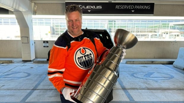 Oilers fans in Edmonton (and beyond) fired up ahead of Game 7 of Stanley Cup final