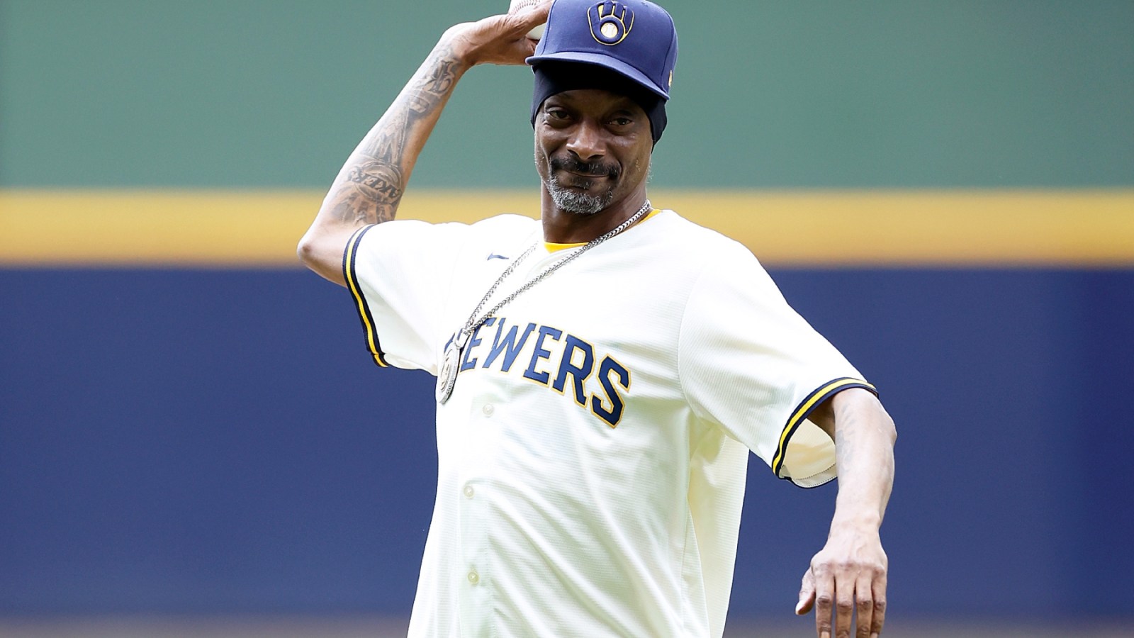 See Snoop Dogg Throw First Pitch, Give Play-by-Play at Brewers Game