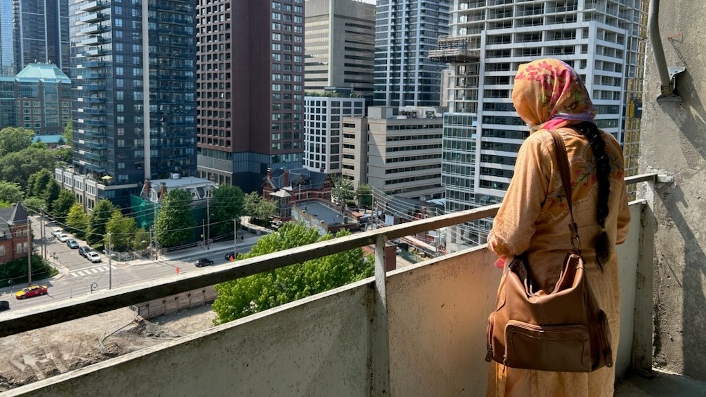 This is what an 'incredibly difficult' heat wave was like inside one of Canada's densest neighbourhoods