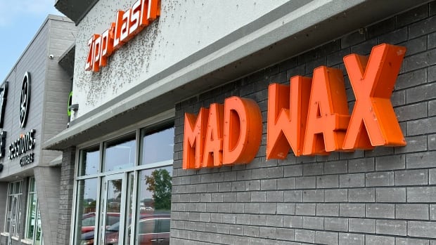 Transgender woman refused leg wax by Windsor, Ont., salon awarded $35K by human rights tribunal