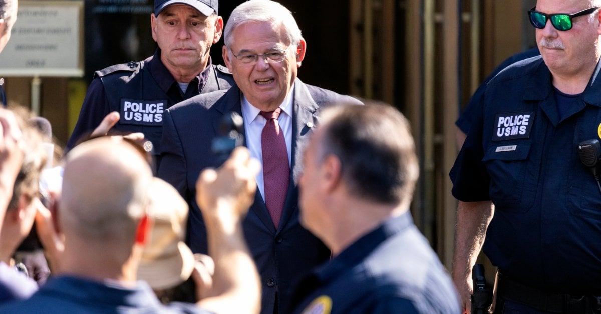 Sen. Bob Menendez Convicted in Trial That Featured Tales of Cash, Gold and Car Bribes