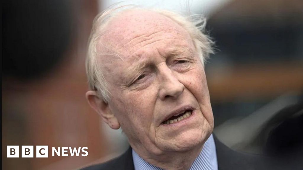 Kinnock urges Labour to combat Reform's nationalism