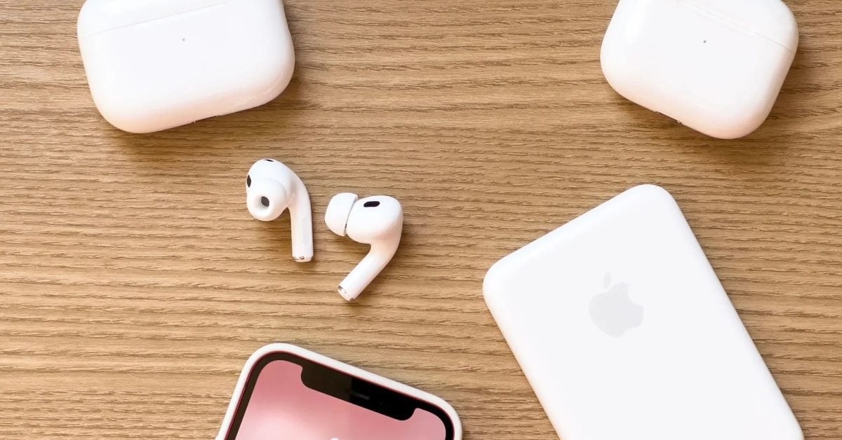 Kuo: Apple to begin mass production of AirPods with cameras by 2026