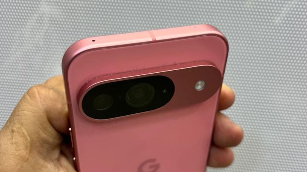 Google Pixel 9 appears in an all-new Pink for the first time