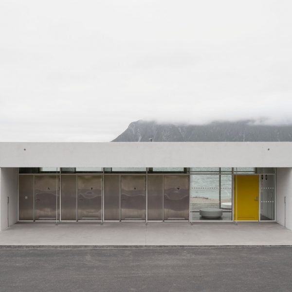 "Simple and clear" service centre draws on roadside buildings in Norway