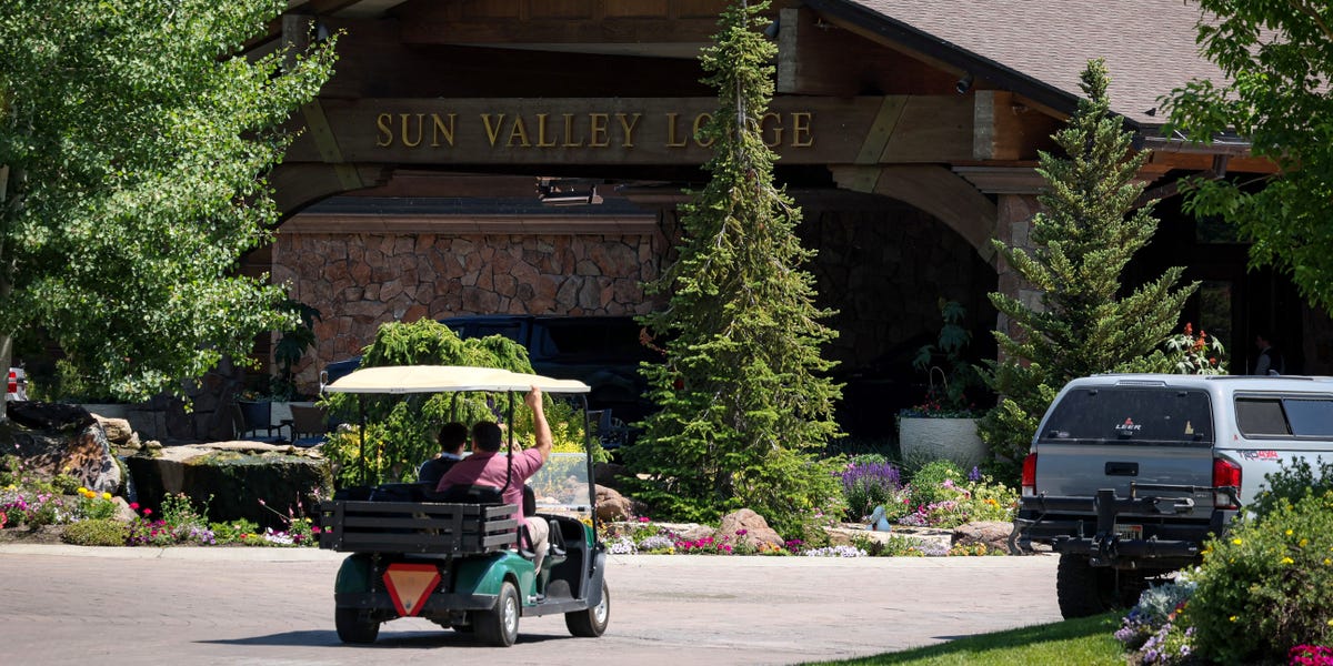 Here's the who's who of business moguls descending on Sun Valley in rural Idaho for a weeklong summer camp for billionaires