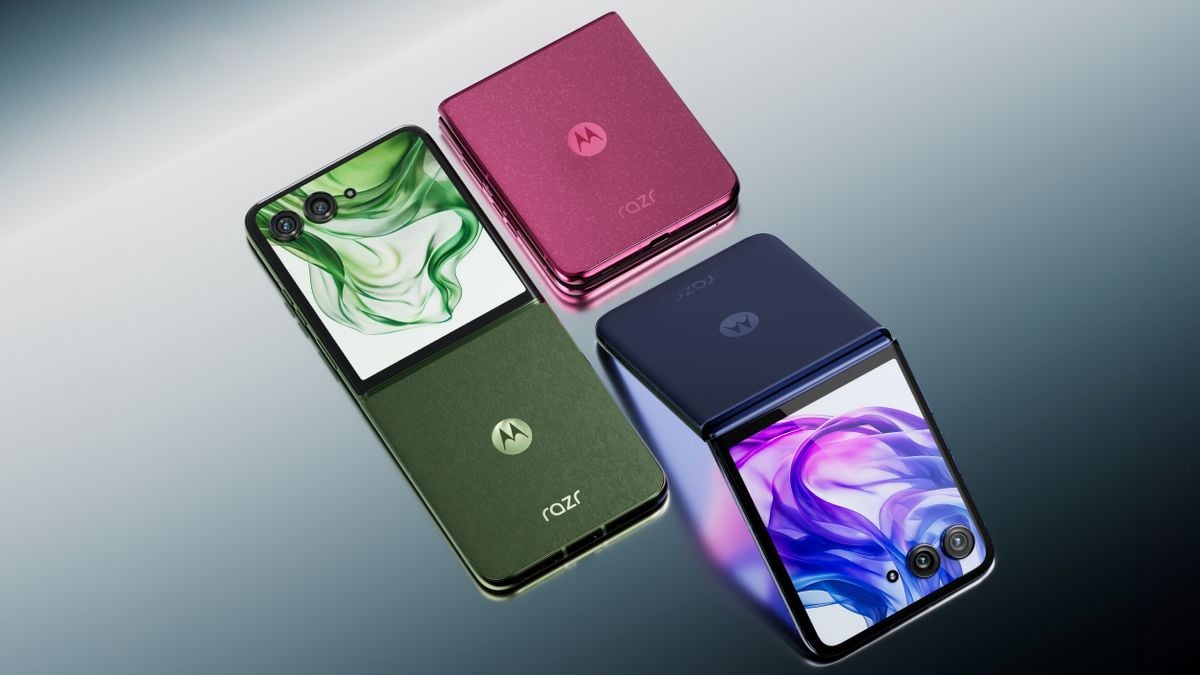 Motorola Razr Plus 2024 vs. OPPO Find N3 Flip: A relatively easy choice