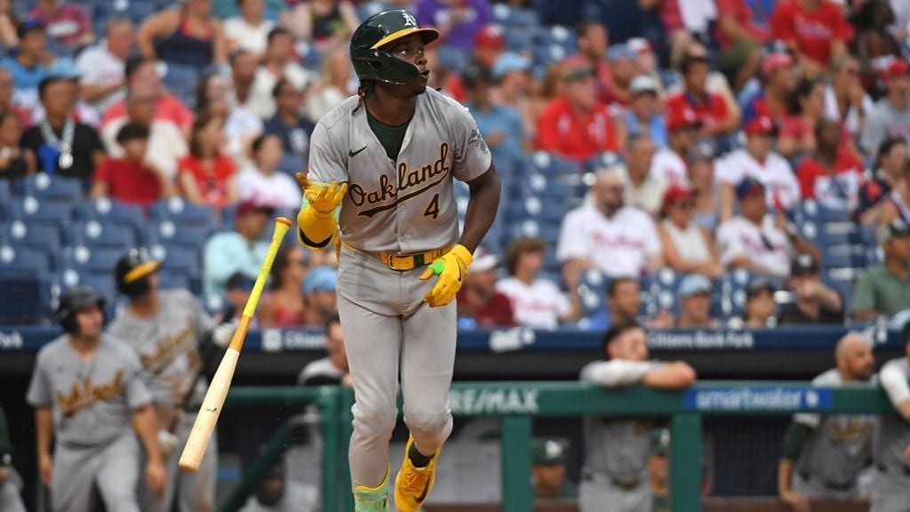 A's slug 8 HRs vs. Phils, most by team since '99