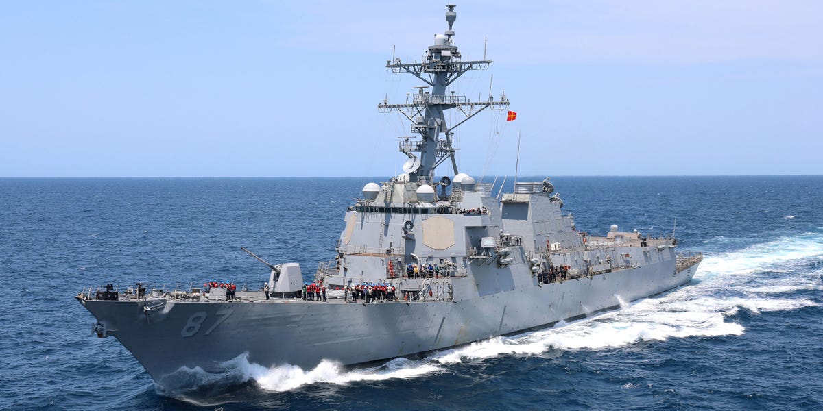 A US warship's Red Sea battle with the Houthis years ago helped the Navy ready for round two, its captain says