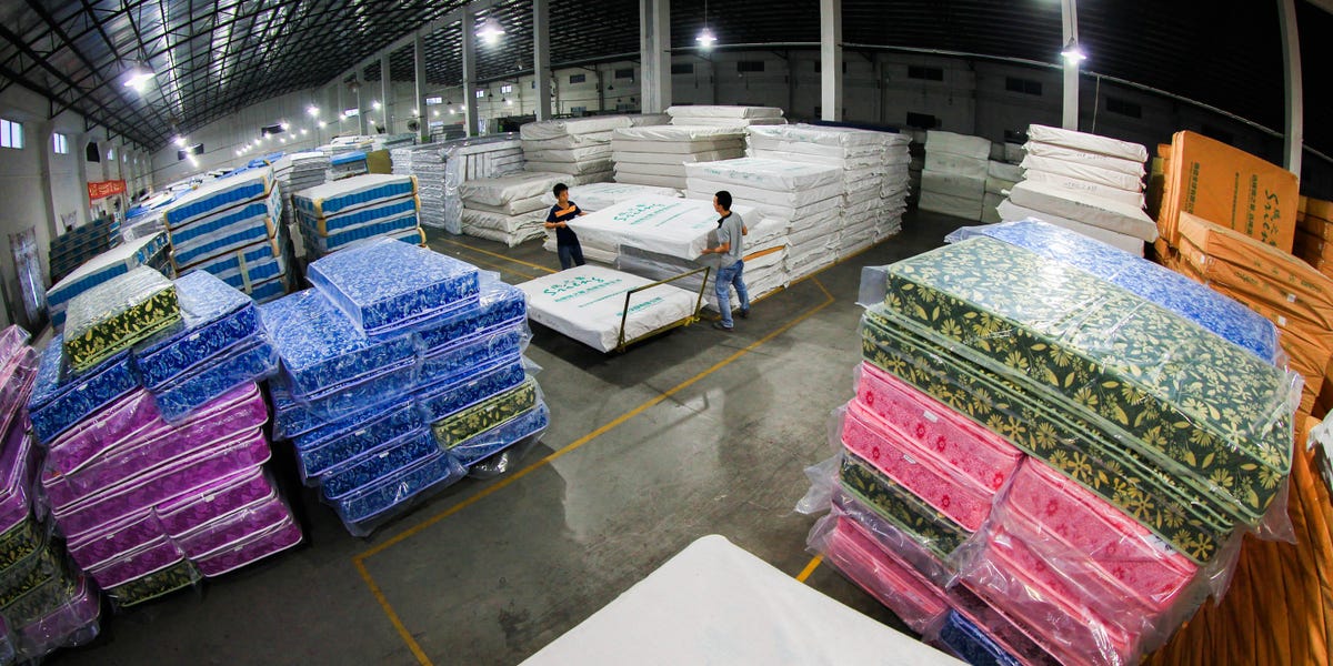 Queen-size mattresses are selling for as little as $175 in the US, thanks to Chinese overproduction