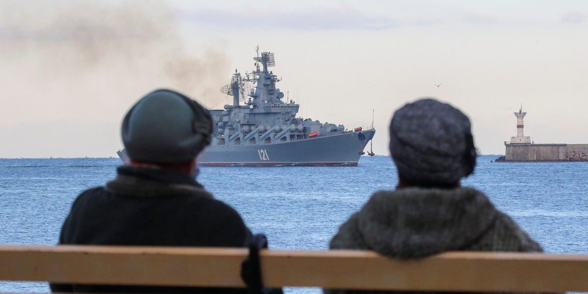 The 'humiliating' retreat of Russia's fleet from Crimea proves its threats don't mean anything, expert says