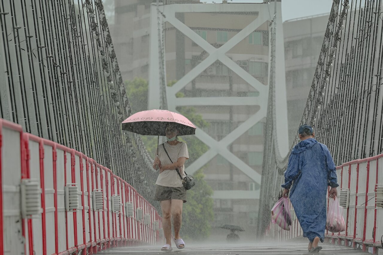 Taiwan braces for Typhoon Gaemi to make landfall