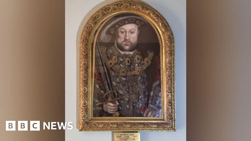 Missing Henry VIII portrait found after random X post