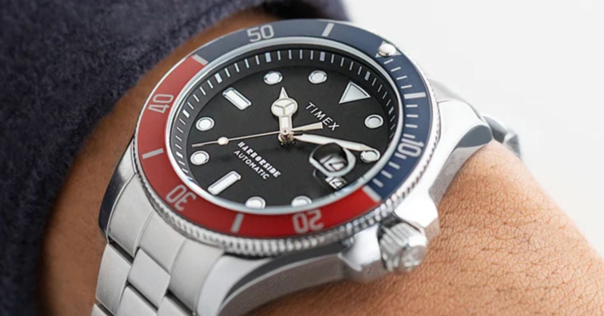 Give your collection a red and blue entry with this Timex Harborside Pepsi diver watch at $122 today (Reg. $189)