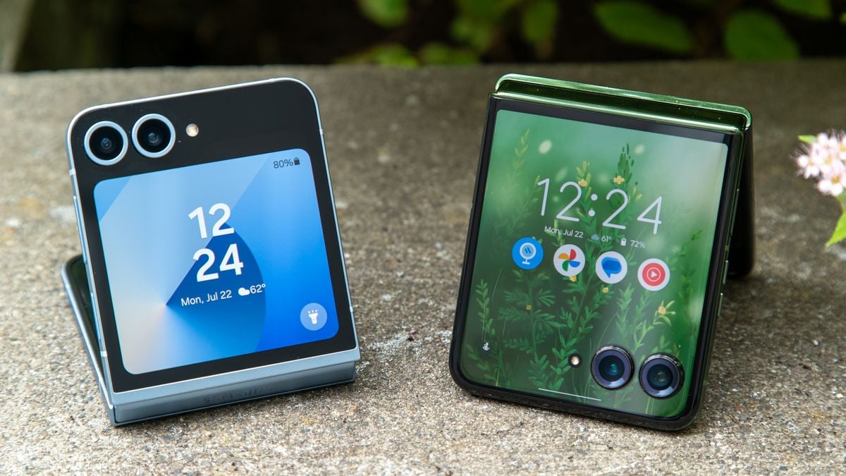 Samsung Galaxy Z Flip 6 vs. Motorola Razr Plus 2024: Different strokes