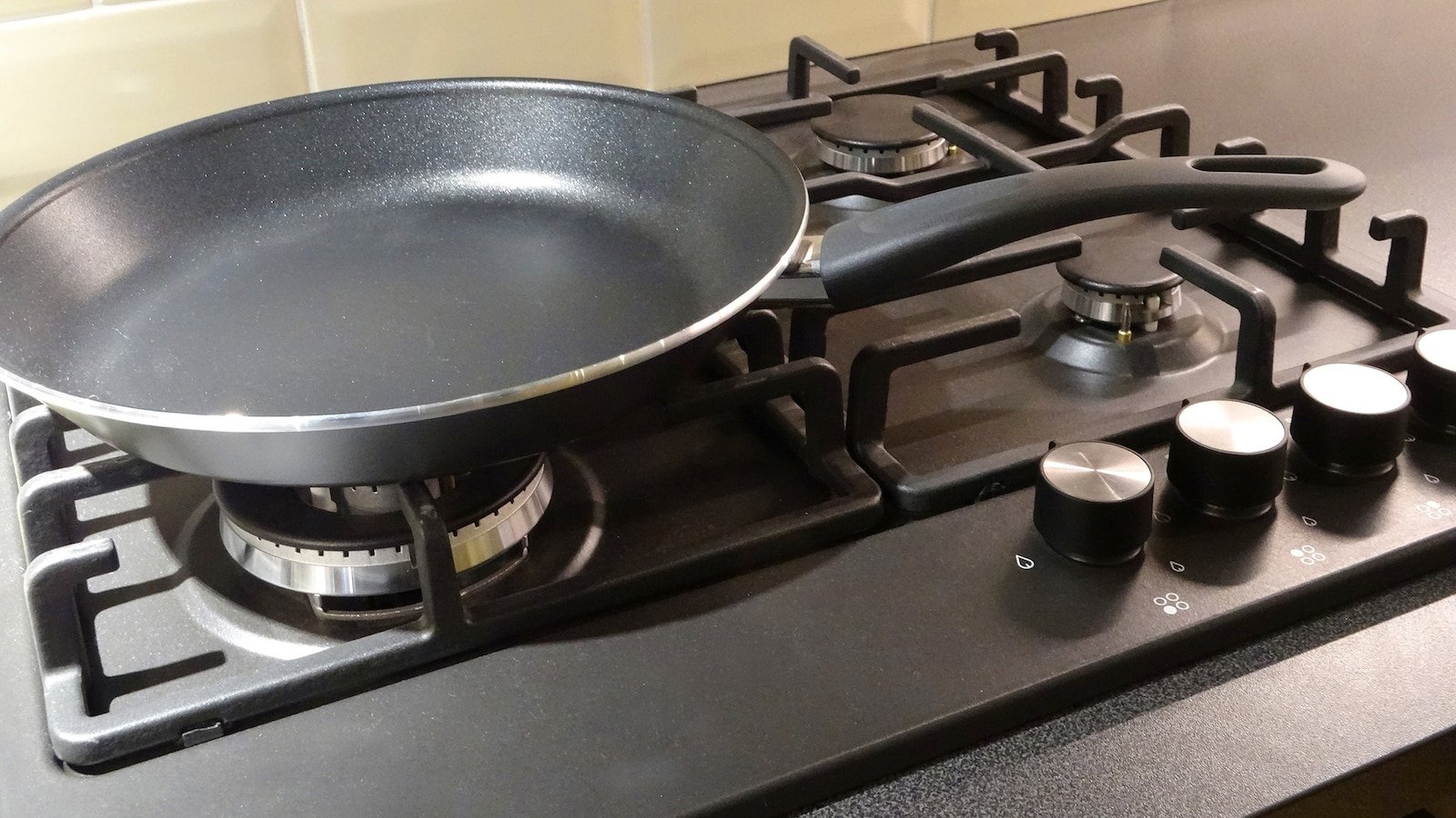 What to know about getting 'Teflon flu' by cooking with nonstick pans