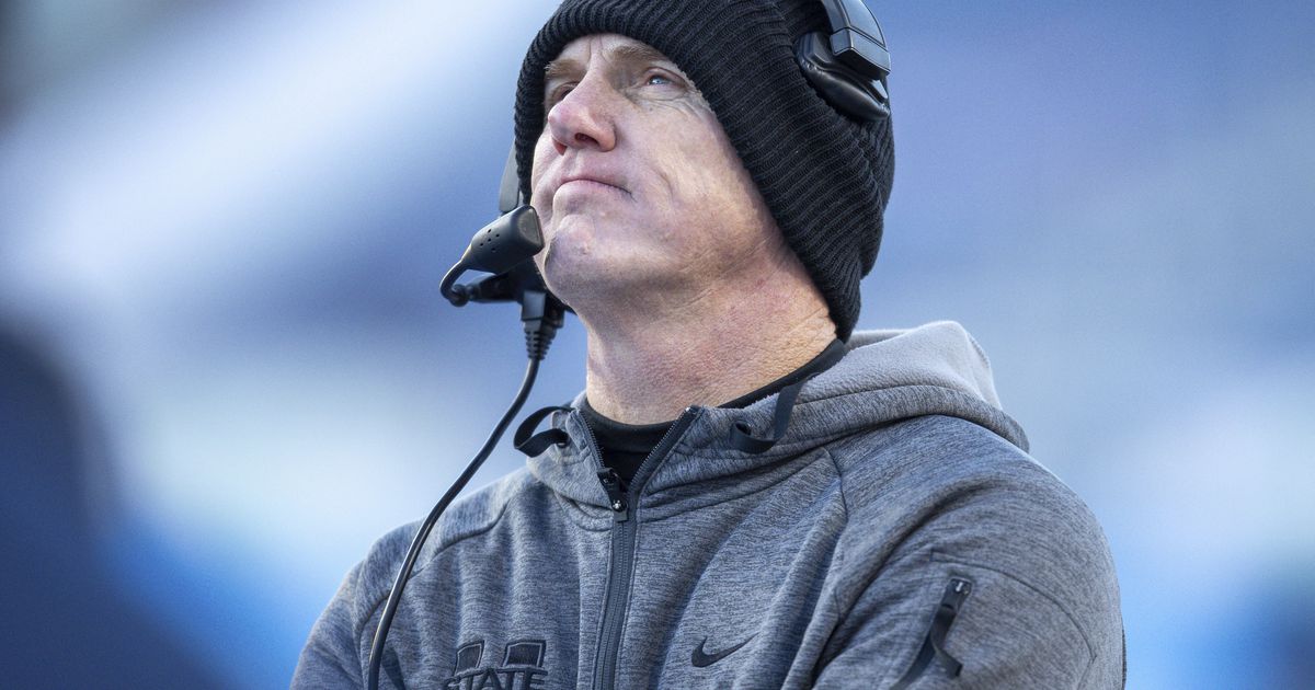 Utah State football coach Blake Anderson reportedly put on administrative leave