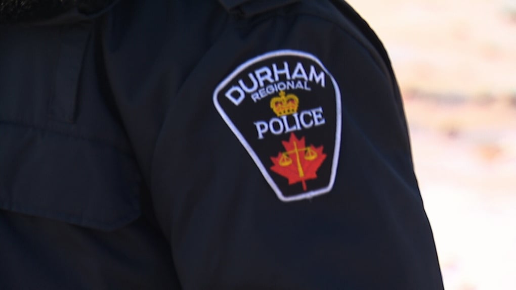2 officers injured after armed man walks into Pickering police station