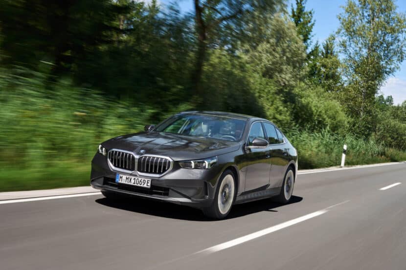2024 BMW 550e Goes Flat Out On The Autobahn