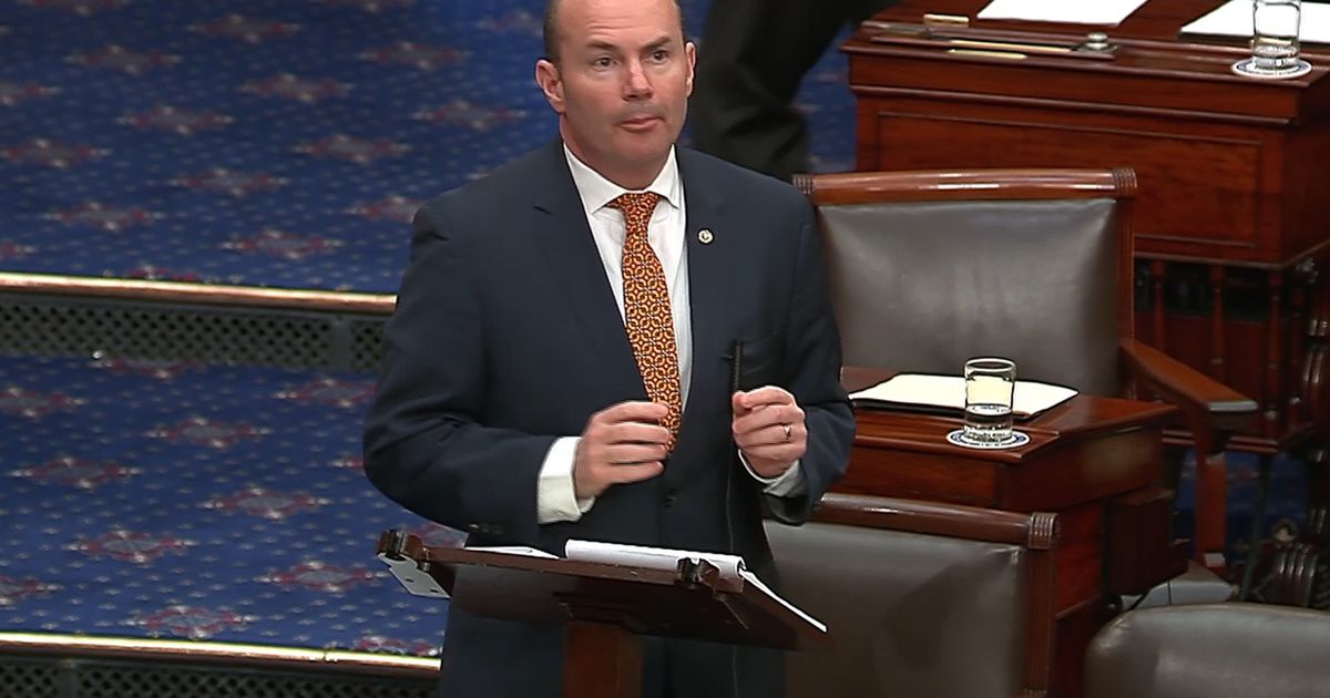 Mike Lee spreads fake claim of Biden medical emergency on Air Force One