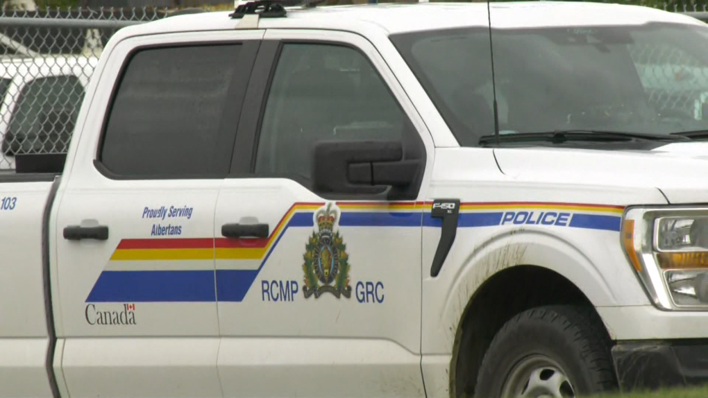 5-year-old boy killed in Grande Prairie, Alta. crash: RCMP