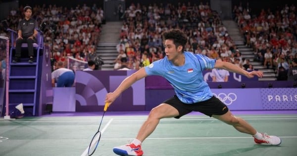 Badminton: Loh Kean Yew beats Jan Louda for Paris Olympics opening win