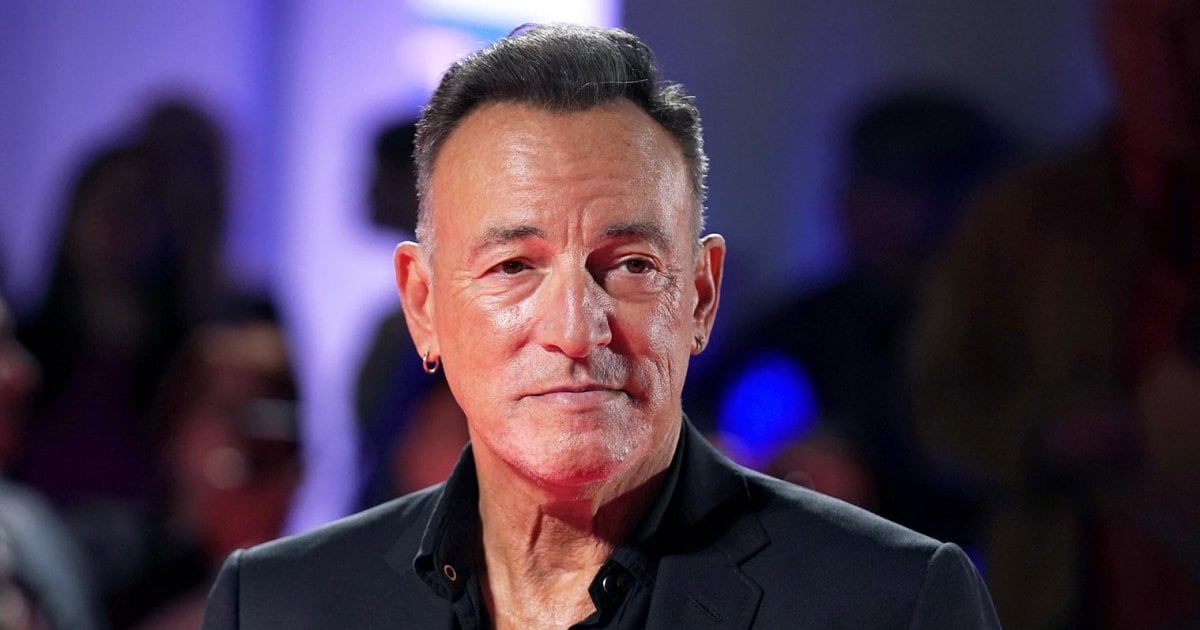 Bruce Springsteen Becomes a Billionaire After Music Catalog Sale