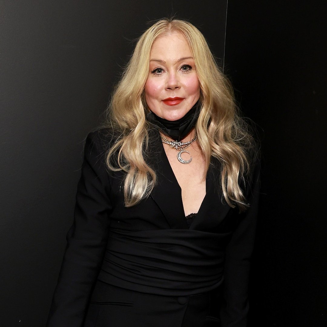  Christina Applegate Details the "Only Plastic Surgery" She Had Done 